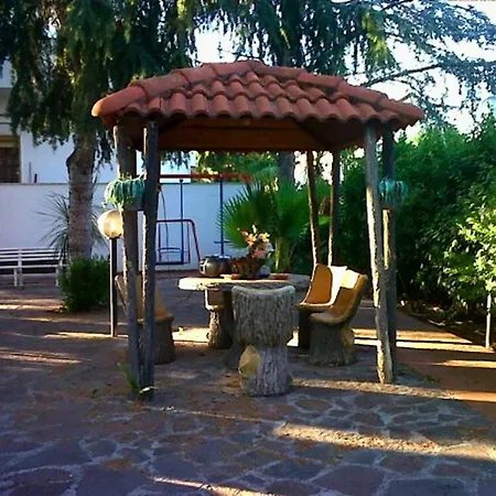 Tavernetta Salentina In Con Piscina