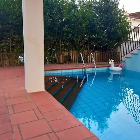 Tavernetta Salentina In Con Piscina